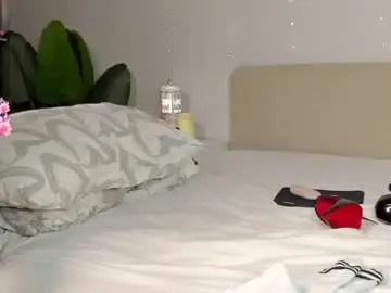 Chaturbate Watch Live Sex Cams of emmanuelleee