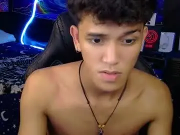 Chaturbate Watch Live Sex Cams of ken_bigcockxx