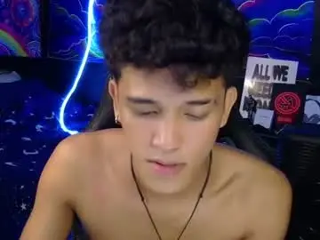Chaturbate Live Sex Cam of ken_bigcockxx
