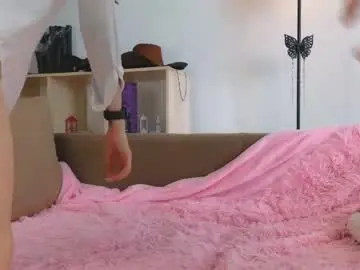 Chaturbate Live Sex Cam of xiaobrunscheen