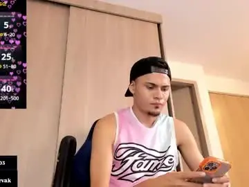 Chaturbate Live Sex Cam of ander_bisex