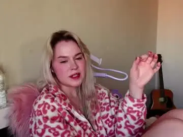 Chaturbate Watch Live Sex Cams of antoinettebeitler