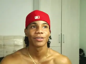 Chaturbate Nude Webcam of marcelo_dosantos77