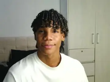 Chaturbate Adult Webcams of marcelo_dosantos77