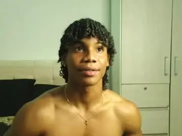 Chaturbate Adult Webcam of marcelo_dosantos77
