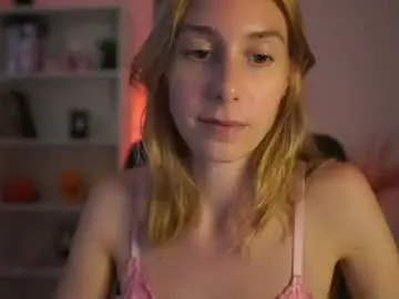 Chaturbate Watch Live Sex Cams of rachelmoore18