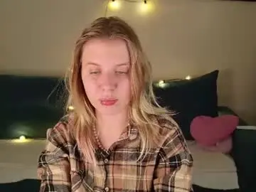 Chaturbate Free Live Porn of viki_charm