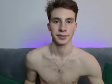 Chaturbate Live Sex of cute_brian