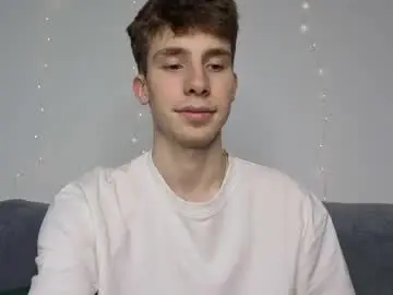 Chaturbate Best live sex cam show of cute_brian