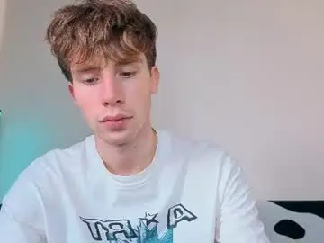 Chaturbate Adult Video Chat of cute_brian