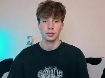 Chaturbate Live Porn of cute_brian