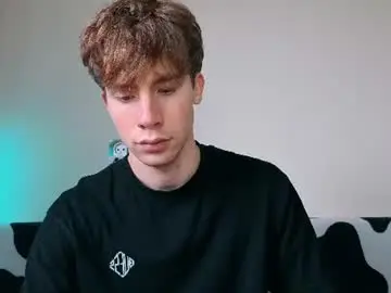 Chaturbate Free Live Porn of cute_brian