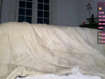 Chaturbate Best live sex cam show of hung_angel_xxl