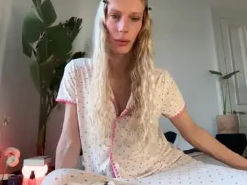 Chaturbate Best live sex cam show of hung_angel_xxl