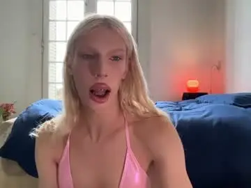 Chaturbate Sex Cam of hung_angel_xxl