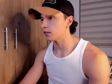 Chaturbate Live Porn of mastrangelo_x