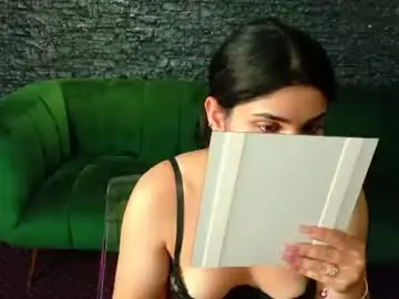 Chaturbate Nude Webcam of evvamonroe