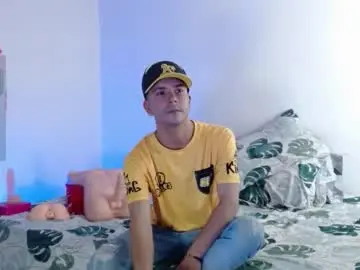 Chaturbate Sex Chat of dominic_hanks