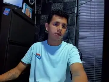 Chaturbate Adult Video Chat of g_lincoln