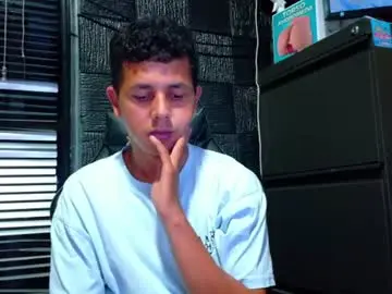 Chaturbate Adult Webcam of g_lincoln