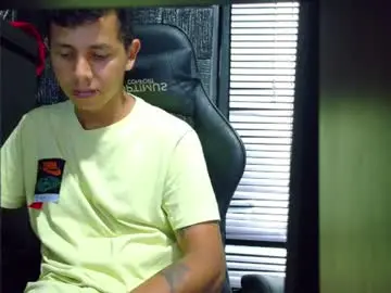 Chaturbate Best live sex cam show of g_lincoln