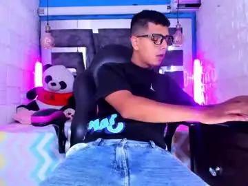 Chaturbate Sex Chat of g_lincoln