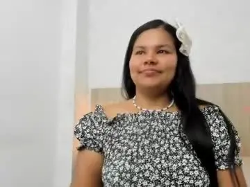 Chaturbate Private Sex Chat of esmeralda_salazar
