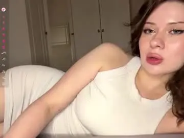 Chaturbate Live Sex Cam of lakishachancey