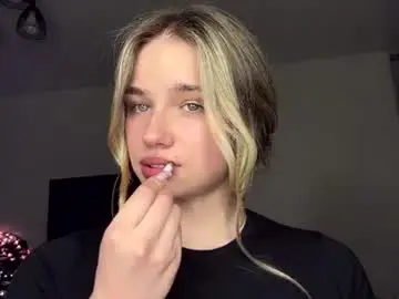 Chaturbate Sex Cam of laurineleconey