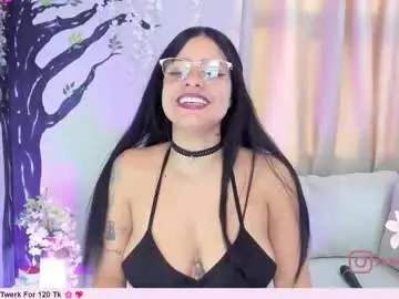 Chaturbate Live Sex Cam of sara__michell