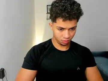 Chaturbate Nude Webcam of zayn_v1p