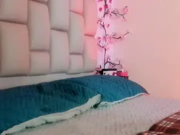 Chaturbate Best live sex cam show of emma_cg