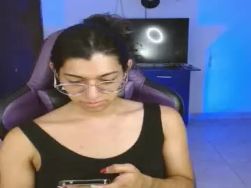 Chaturbate Watch Live Sex Cams of engiel_phoenix