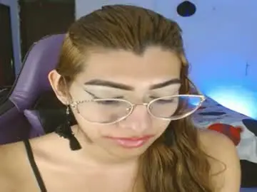 Chaturbate Live Sex Cam of engiel_phoenix