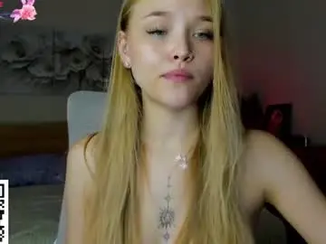 Chaturbate Live Sex of flooora_0