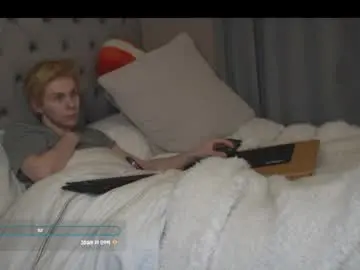 Chaturbate Adult Video Chat of scottish_twink01