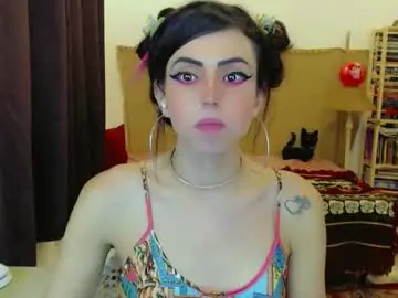 Chaturbate Live Porn of sophie_fantasy_hot