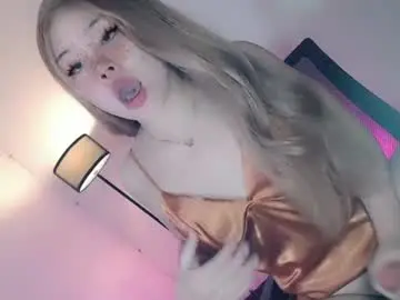 Chaturbate Adult Video Chat of feminine_elle