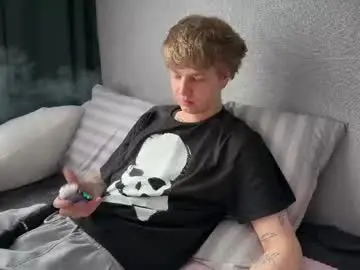 Chaturbate Live Sex Cam of olivertasty