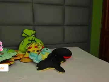 Chaturbate Live Sex Cam of vain_sexualxx