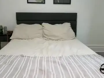 Chaturbate Live Sex Cam of scarletterose_504259