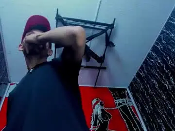 Chaturbate Live Sex Cam of dereck_monroe