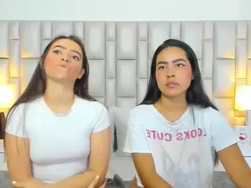 Chaturbate Sex Cam of katy_and_paola
