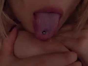 Chaturbate Live Sex Cam of libbyshepard