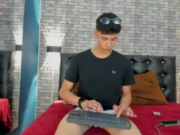 Chaturbate Live Sex of smith_luxe