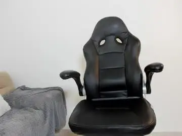 Chaturbate Nude Webcam of biscuit_oliva_