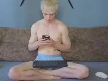Chaturbate Adult Video Chat of pupsenish