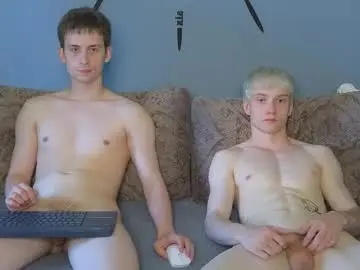 Chaturbate Live Sex Cam of pupsenish