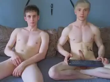 Chaturbate Best live sex cam show of pupsenish