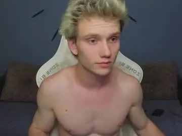 Chaturbate Watch Live Sex Cams of pupsenish